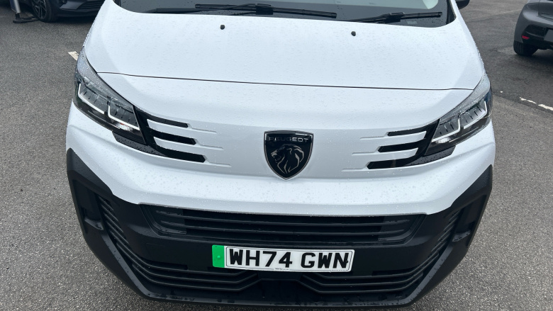 Peugeot Expert E-L1 100kW 75kWh Professional Van Auto